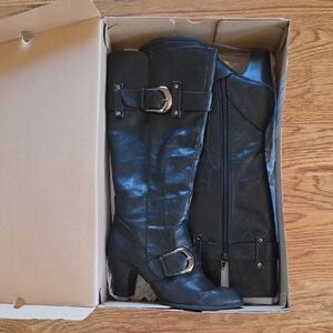 St. John's Bay Black Heeled Boots